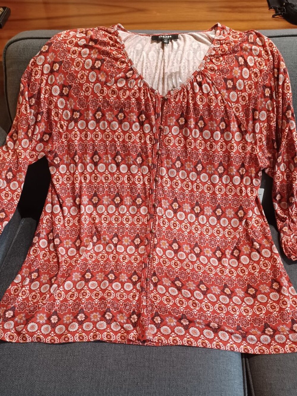 NWT Chelsea Studio 2X 26/28 Red Medallion Tunic Top Long Sleeve NEW w/tags Boho